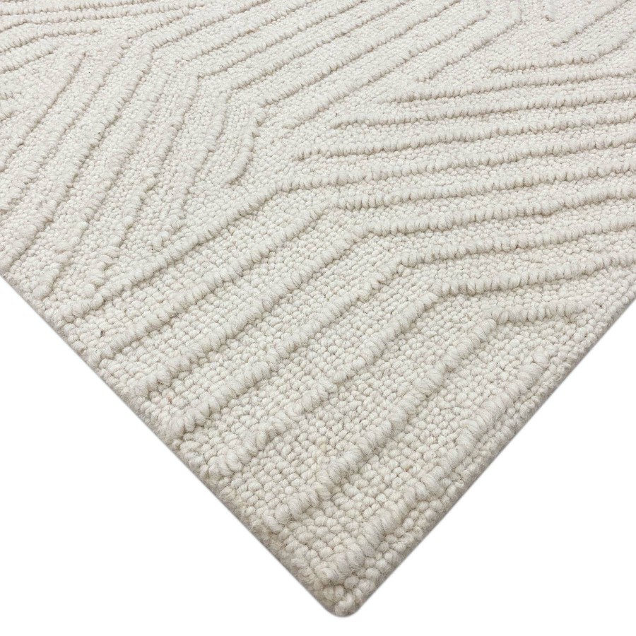 Rugs & Curtains * | Cheap Online (A473) Dartmouth Ivory Tufted Accent Rug, 3 5